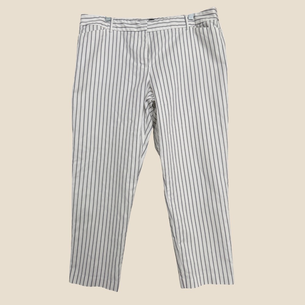 Liz Claiborne White Black Pinstripe  Womens Professional Workwear Trousers